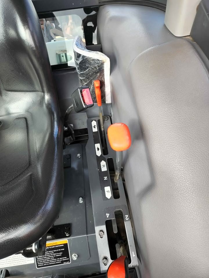 2020 Kubota mx5400 4x4 photo 4