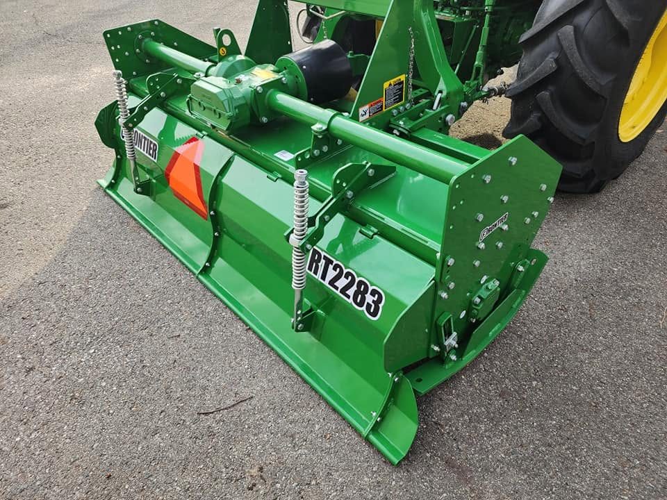 2021 John Deere 5065E + Implements! photo 24