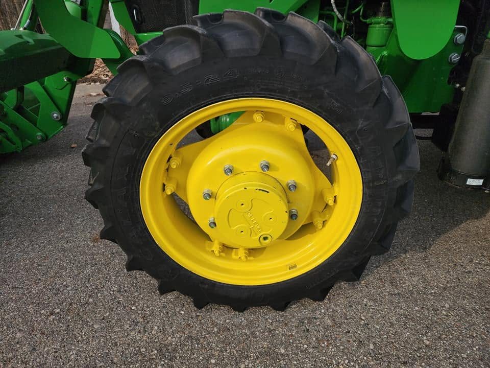 2021 John Deere 5065E + Implements! photo 33