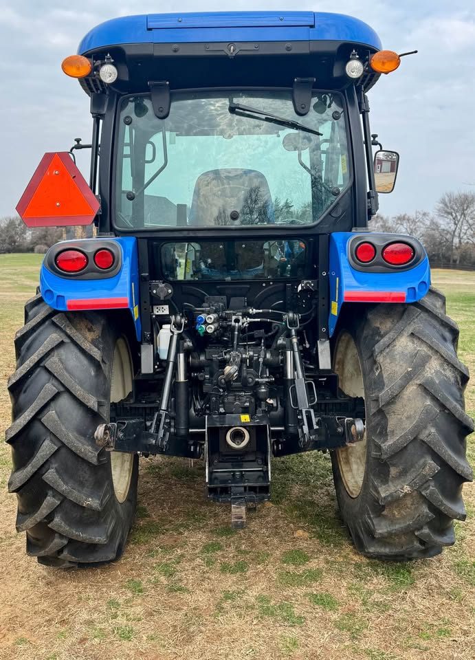2022 New Holland Workmaster 120 photo 6
