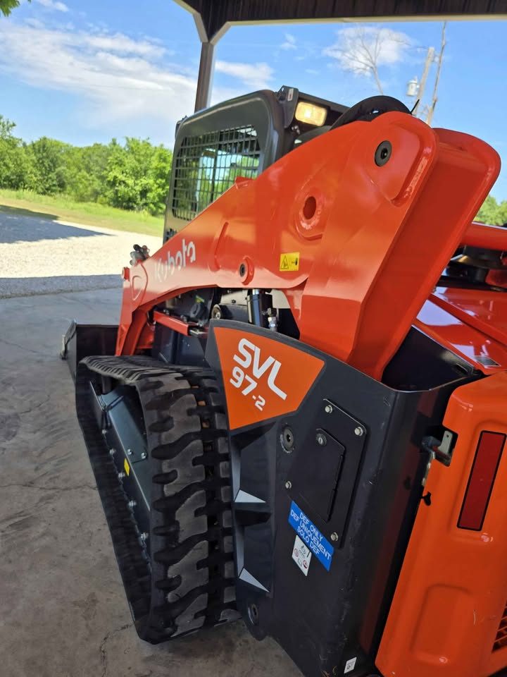2022 Kubota SVL97-2 + Implements! photo 19