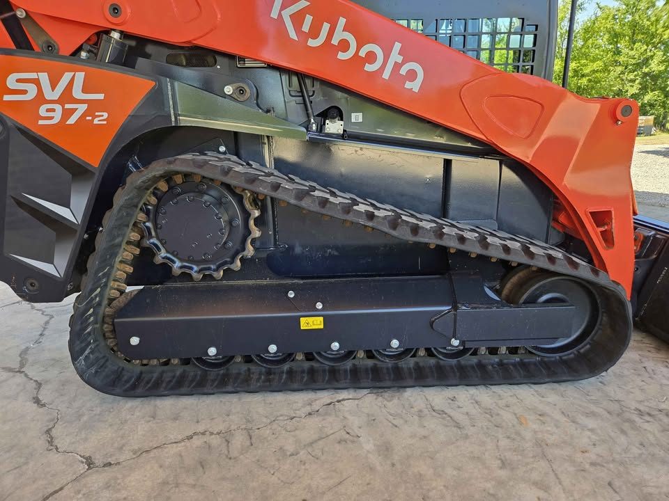 2022 Kubota SVL97-2 + Implements! photo 20