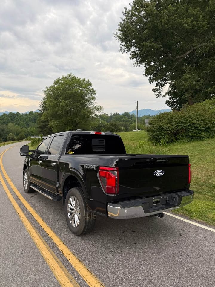2024 Ford F150 XLT photo 4