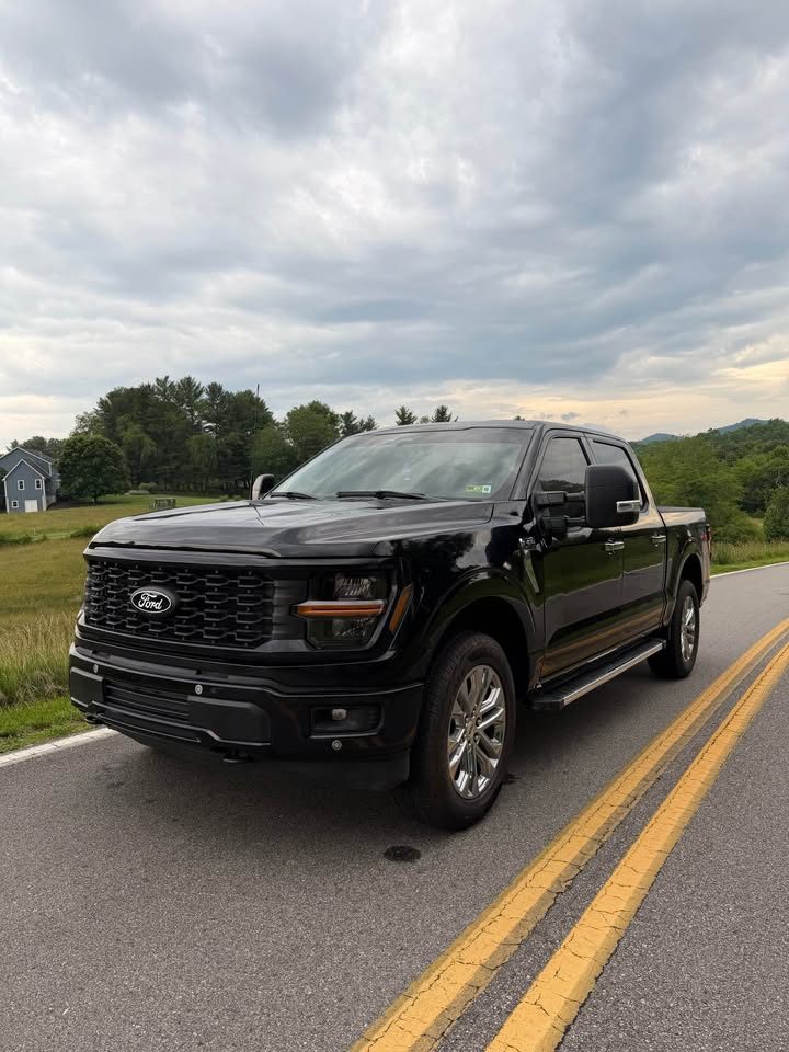 2024 Ford F150 XLT photo 11